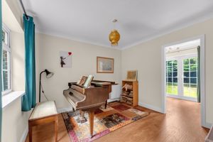 Photo 31- click for photo gallery